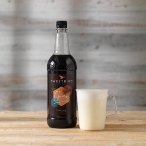 Vegan Spiced Chai Classic Syrup by Sweetbird served in a vegan latte.